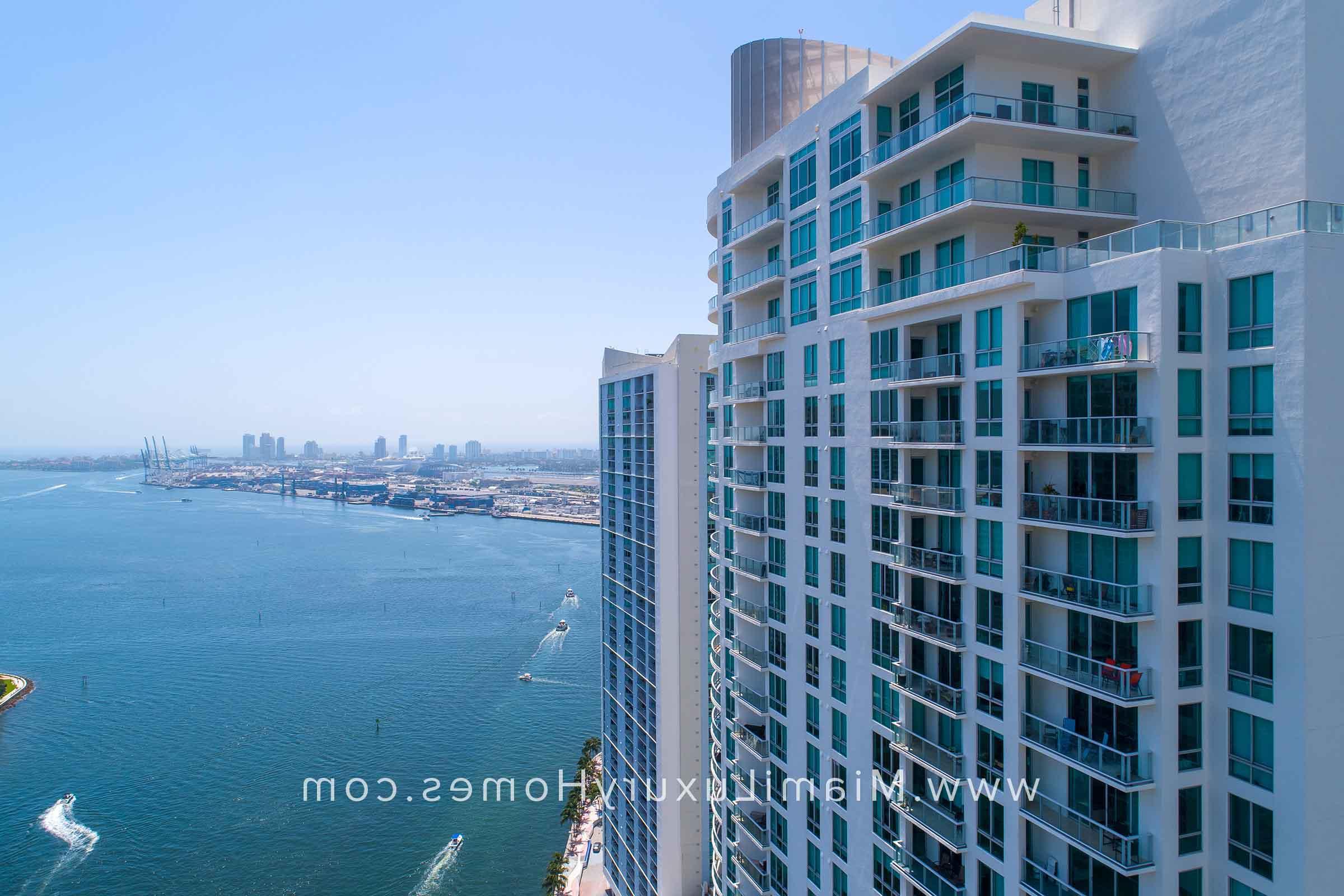 Met 1 Miami Condo View