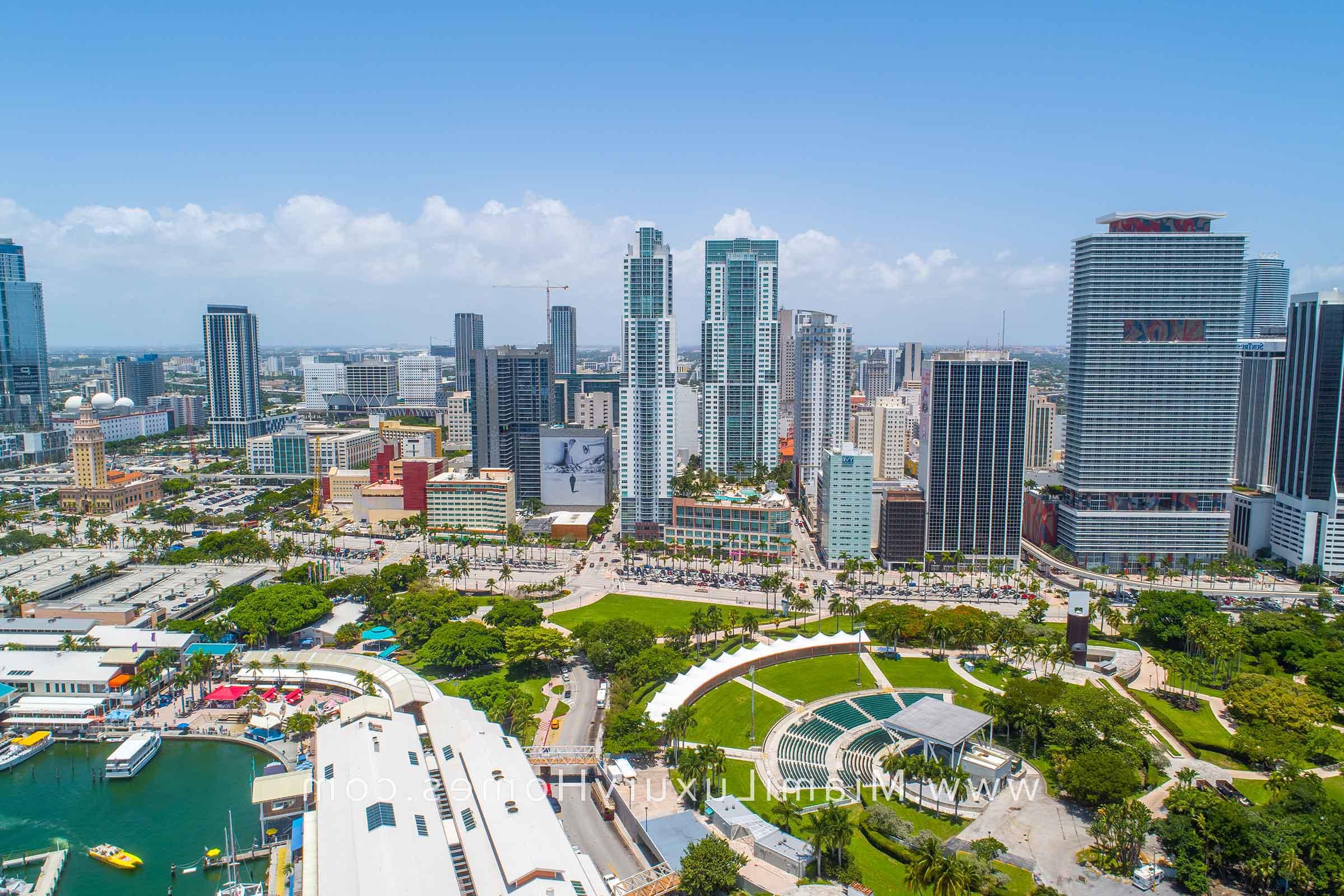 Vizcayne Condos in Downtown Miami